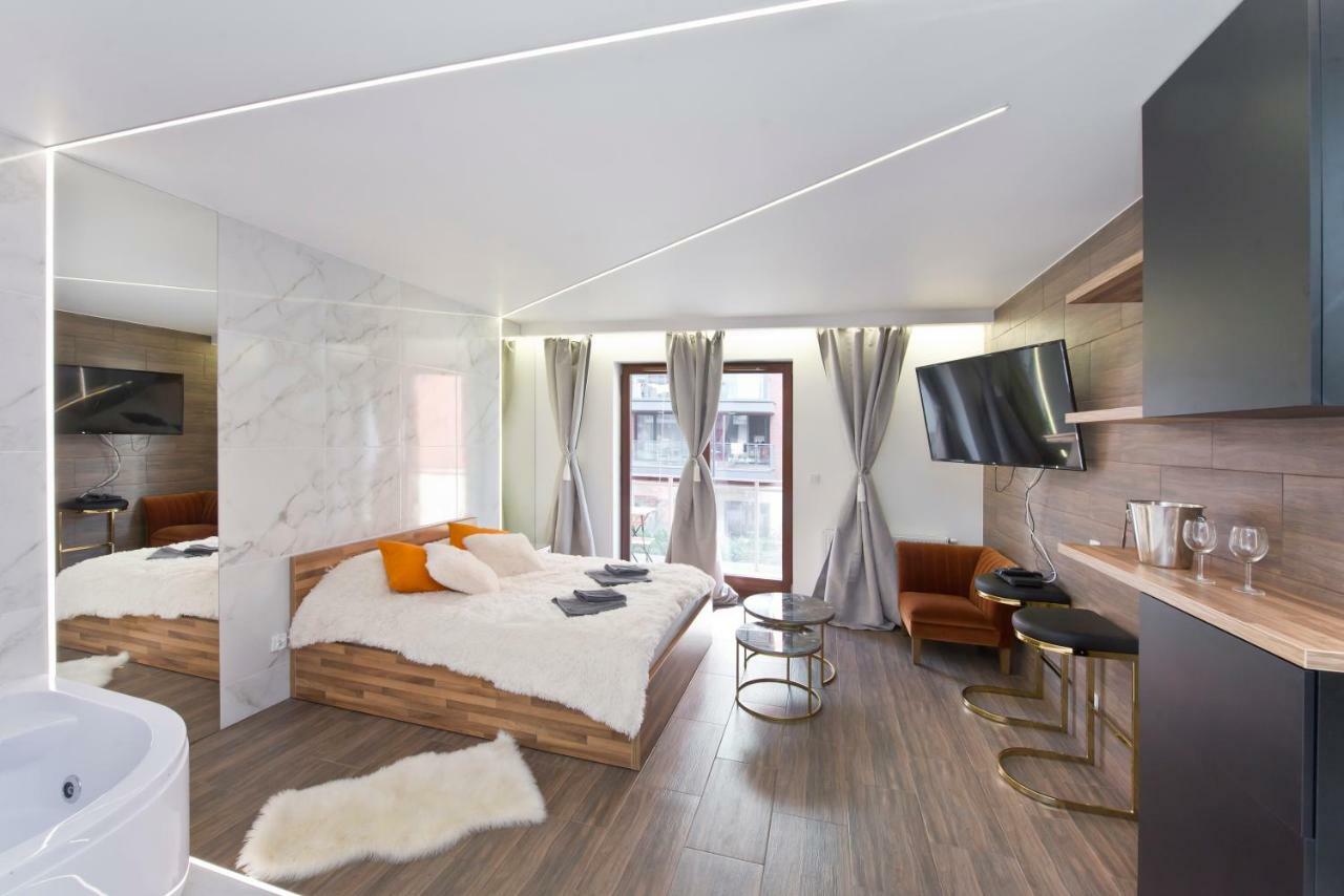 Yourapart Chmielna Park Exclusive Z Wanna Wolnostojaca Lub Jacuzzi Danzig Exterior foto