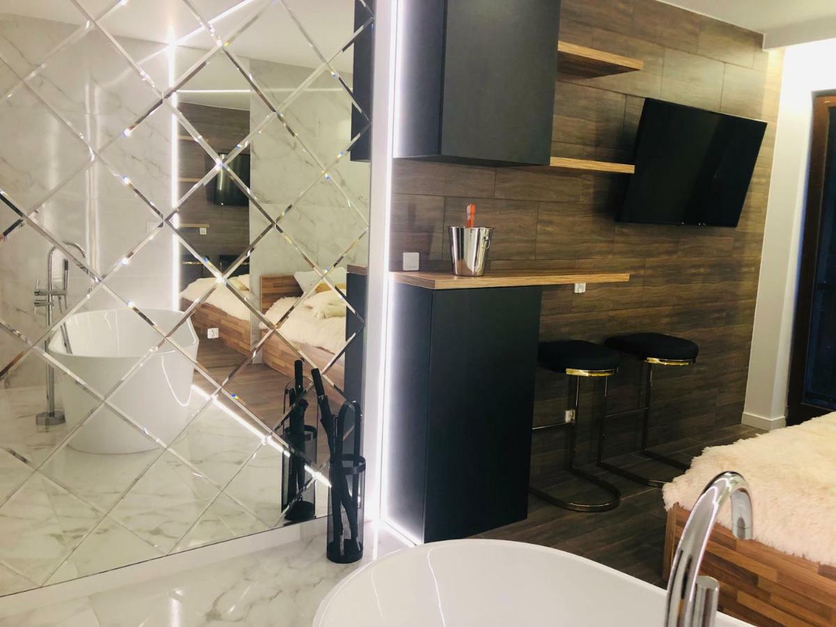 Yourapart Chmielna Park Exclusive Z Wanna Wolnostojaca Lub Jacuzzi Danzig Exterior foto