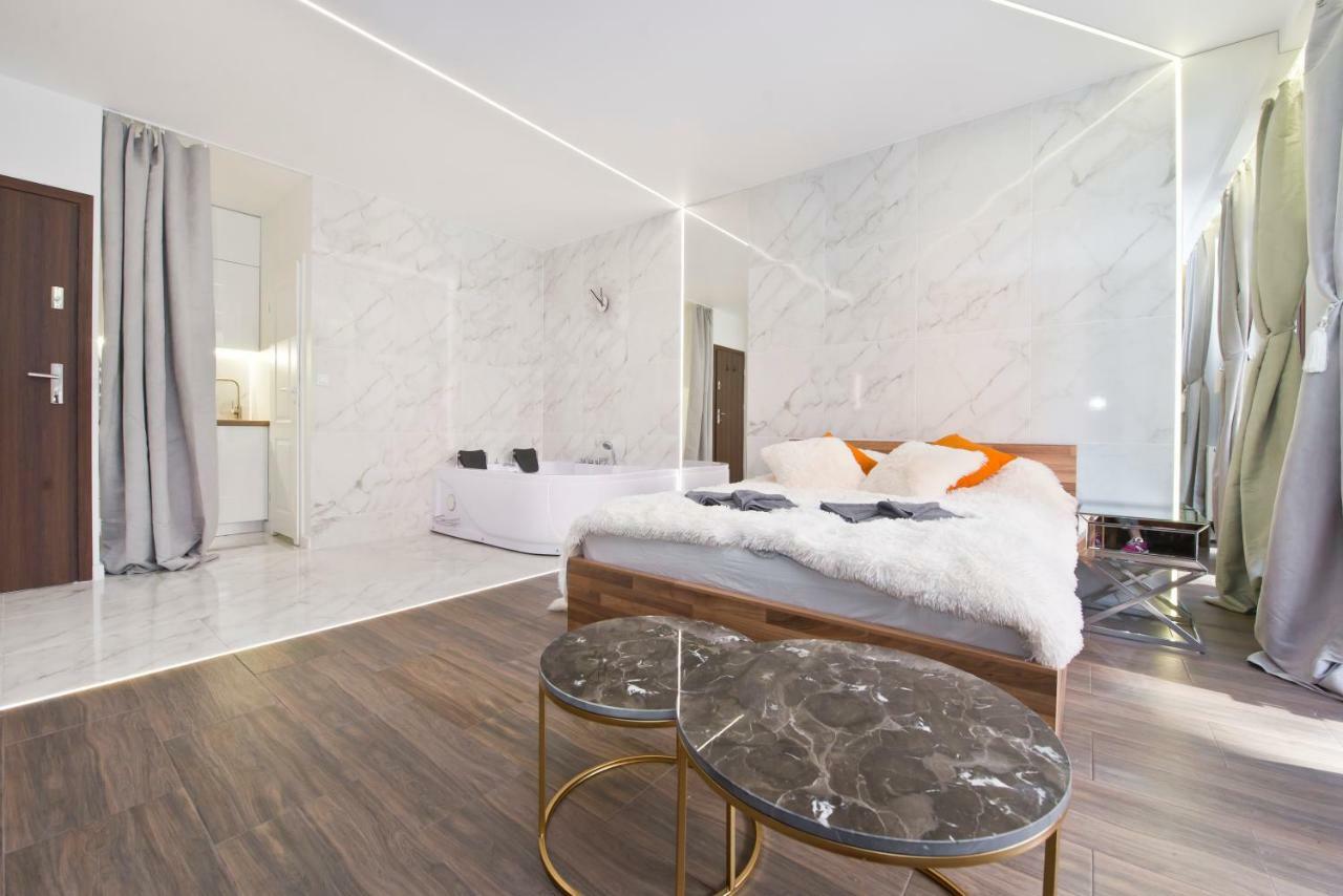 Yourapart Chmielna Park Exclusive Z Wanna Wolnostojaca Lub Jacuzzi Danzig Exterior foto