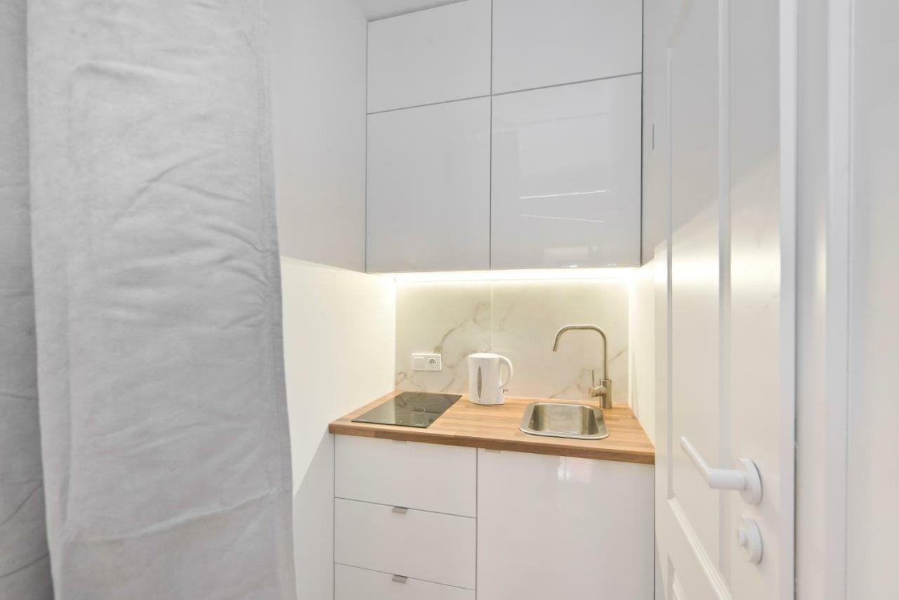 Yourapart Chmielna Park Exclusive Z Wanna Wolnostojaca Lub Jacuzzi Danzig Zimmer foto